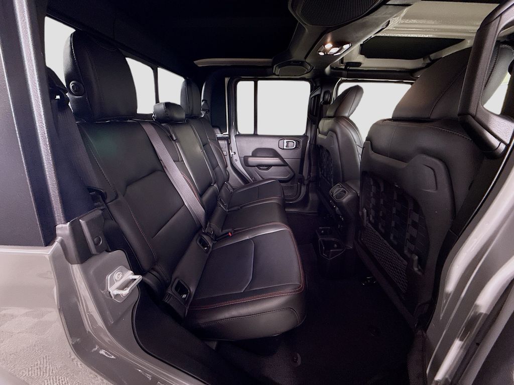 Thumbnail: 2023 Jeep Gladiator - 23