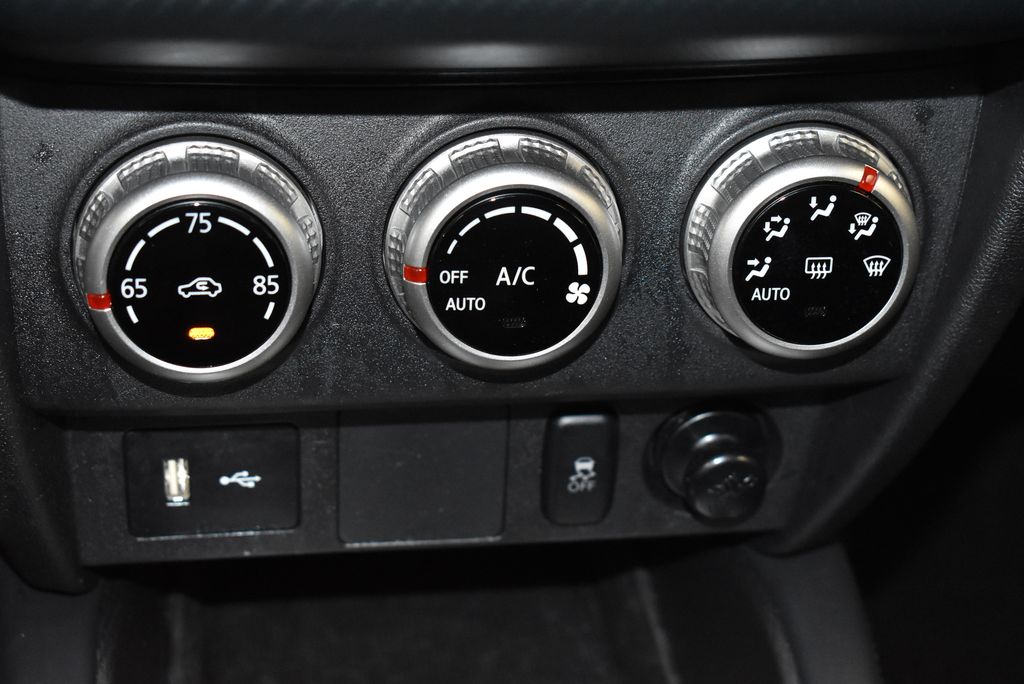 2024 Mitsubishi Outlander Sport ES 18