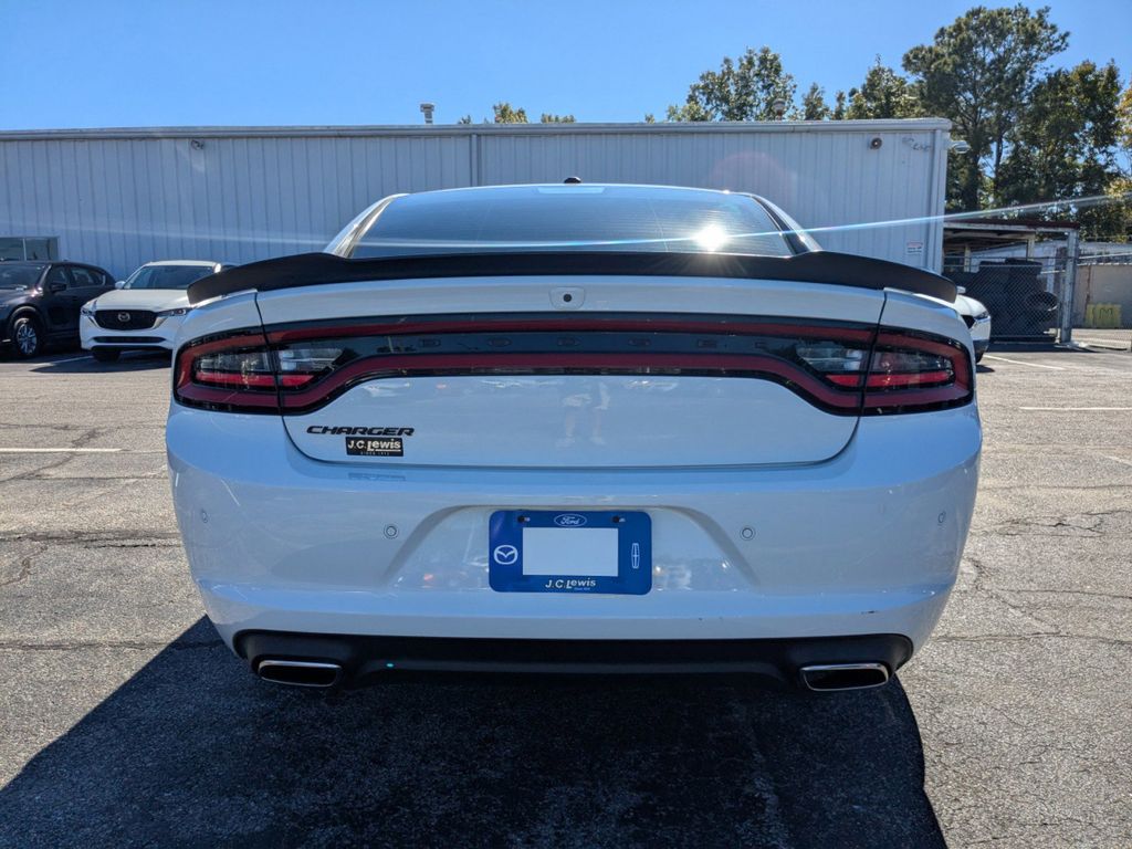 2021 Dodge Charger SXT RWD