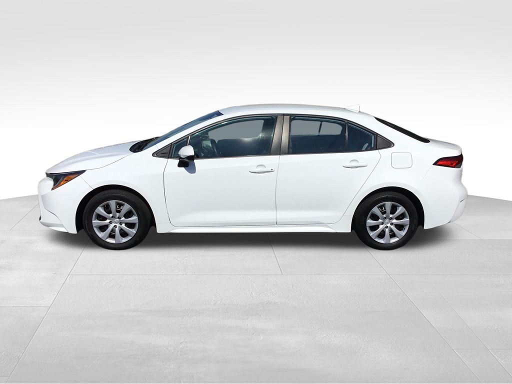Thumbnail: 2022 Toyota Corolla - 2