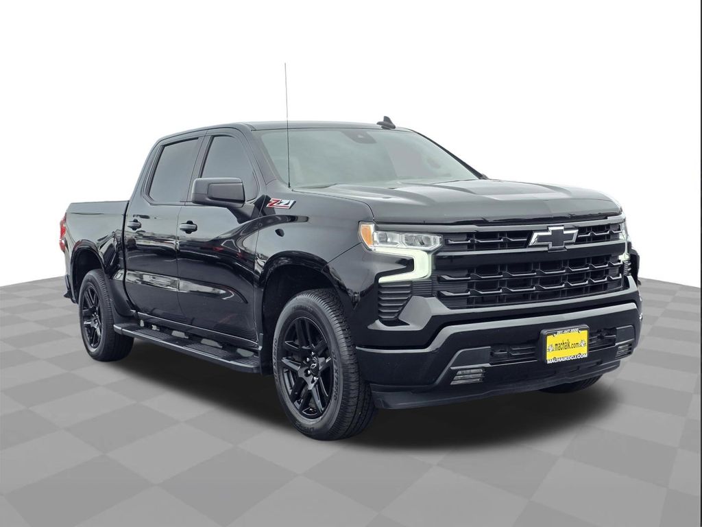 2022 Chevrolet Silverado 1500 RST - 2