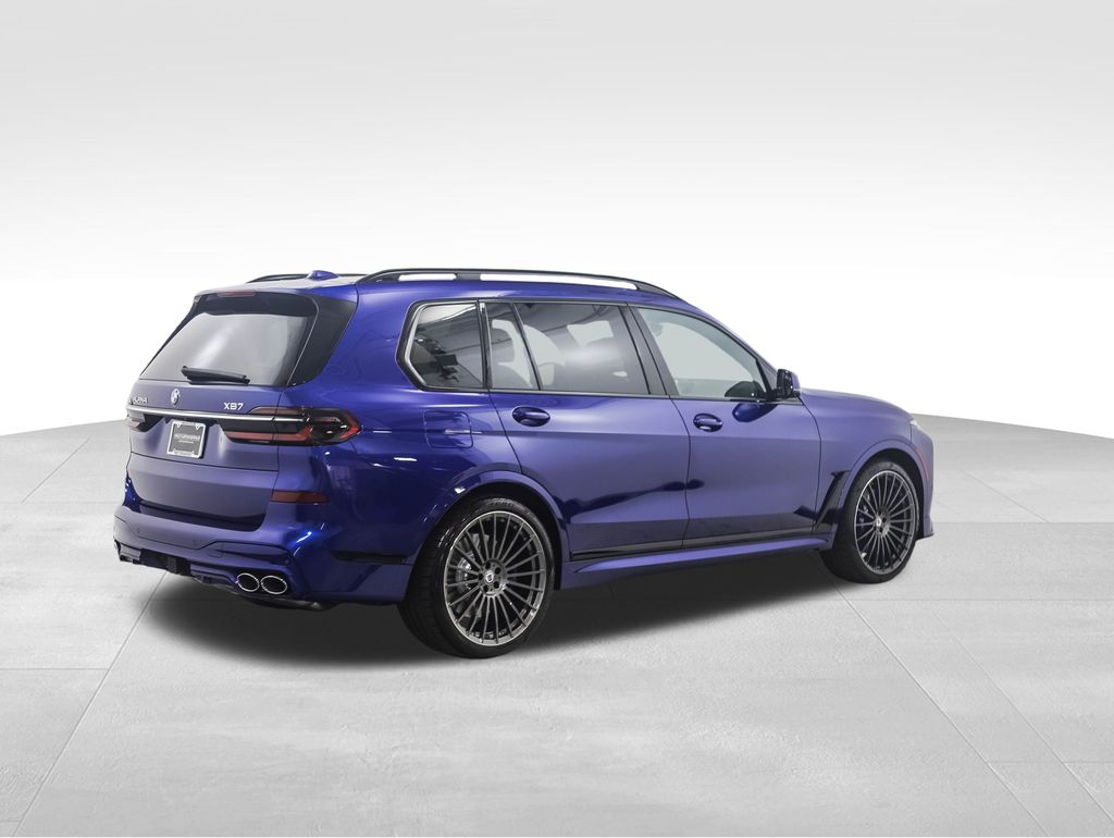 Thumbnail: 2026 BMW X7 - 5