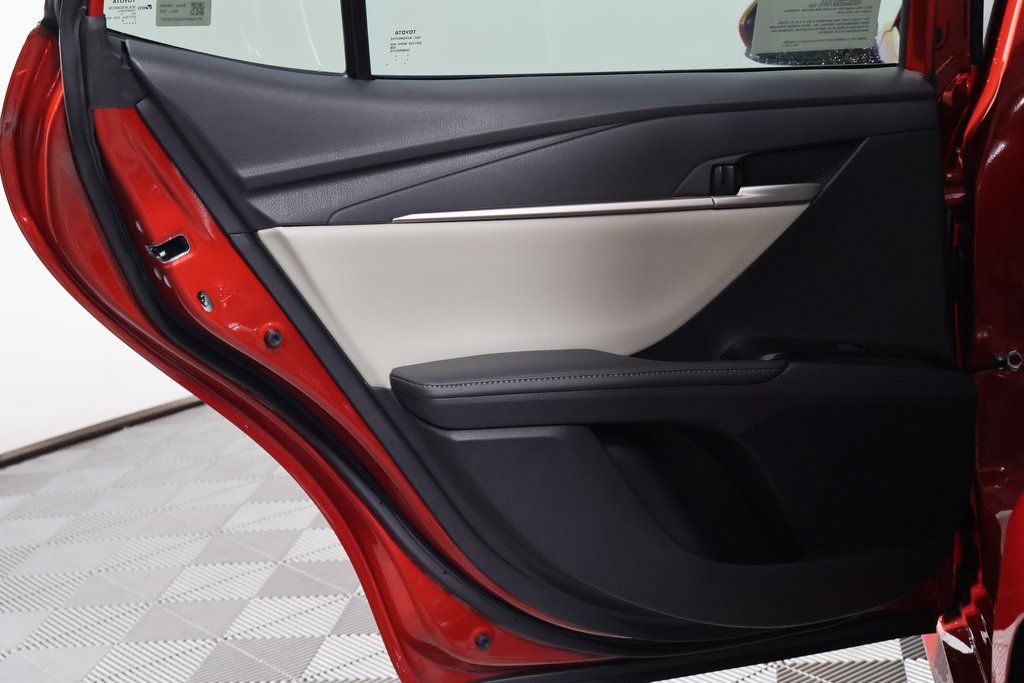 Thumbnail: 2025 Toyota Camry - 13