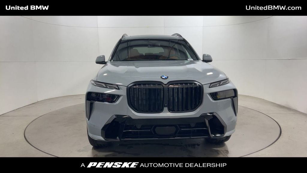 Thumbnail: 2026 BMW X7 - 3