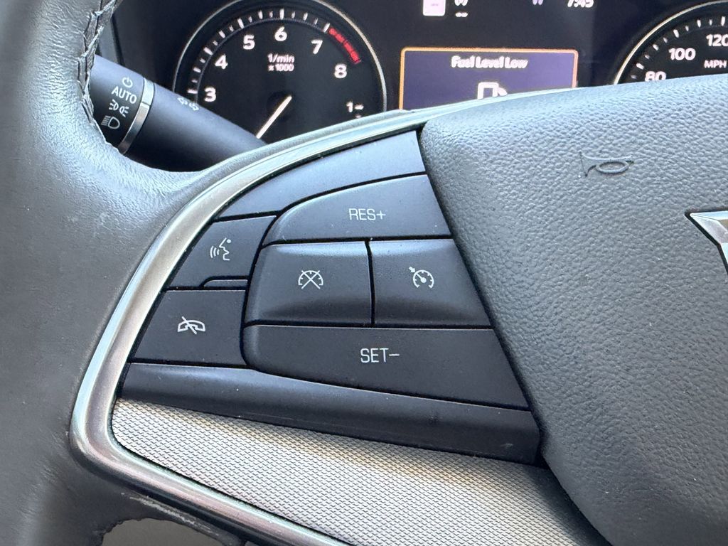 used 2020 Cadillac XT5 car, priced at $22,694