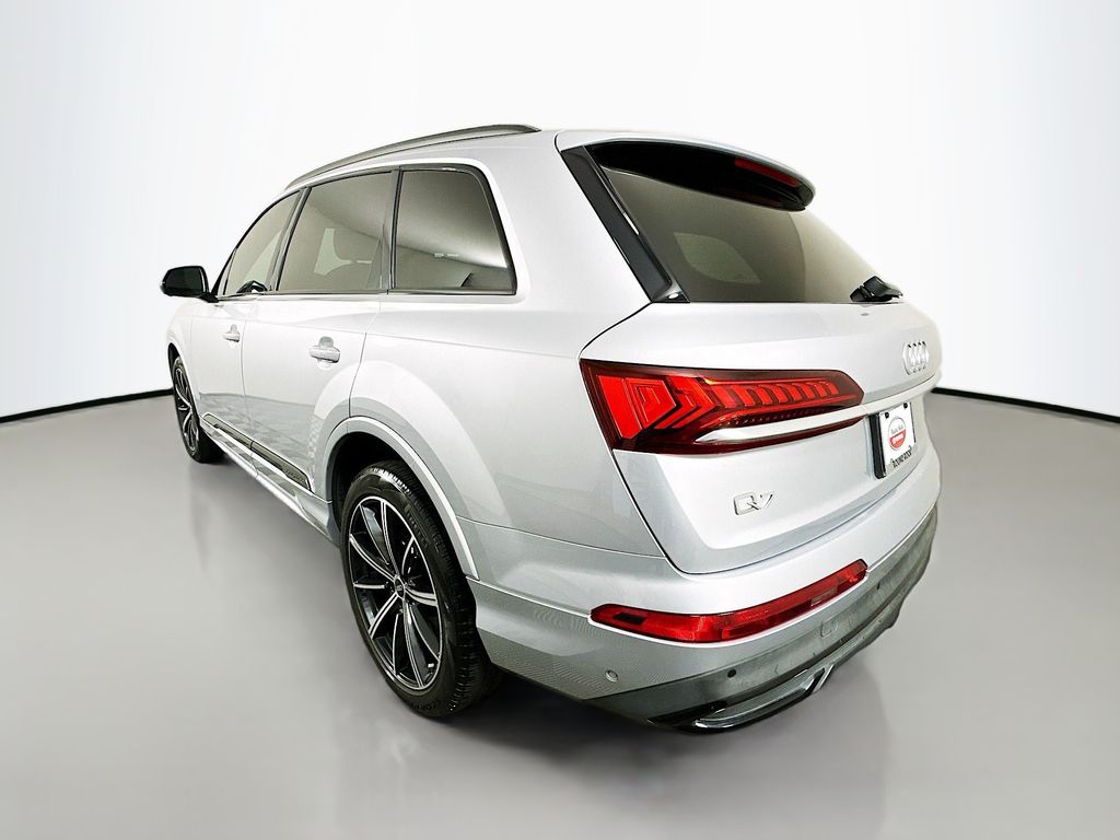 Thumbnail: 2021 Audi Q7 - 7