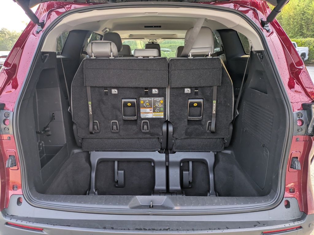 Used 2025 Toyota Sienna Van