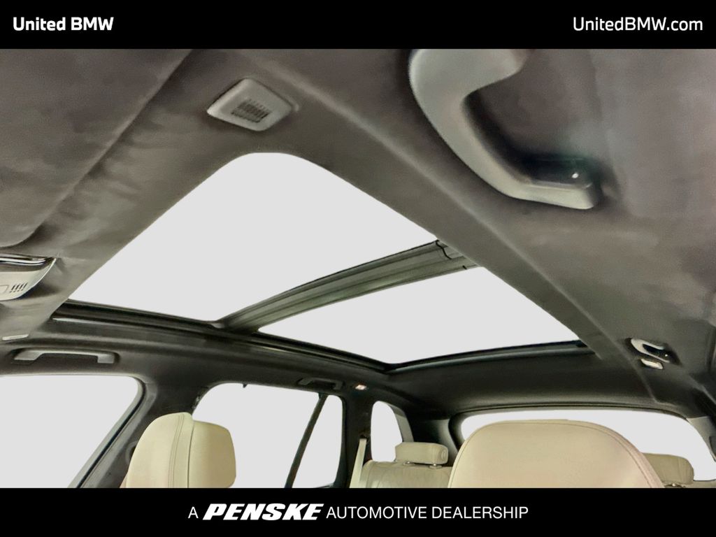 Thumbnail: 2026 BMW X5 - 12