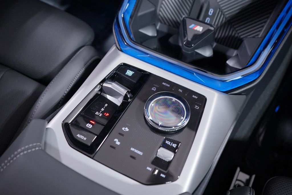Thumbnail: 2026 BMW X3 - 12