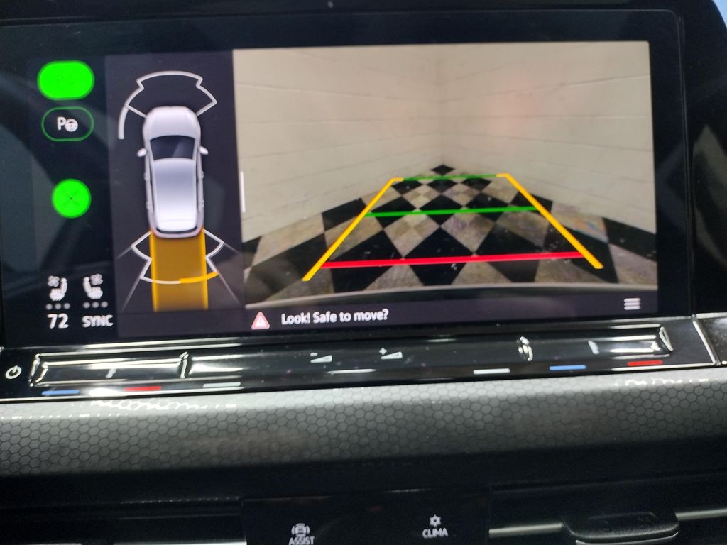 2022 Volkswagen Golf GTI Autobahn