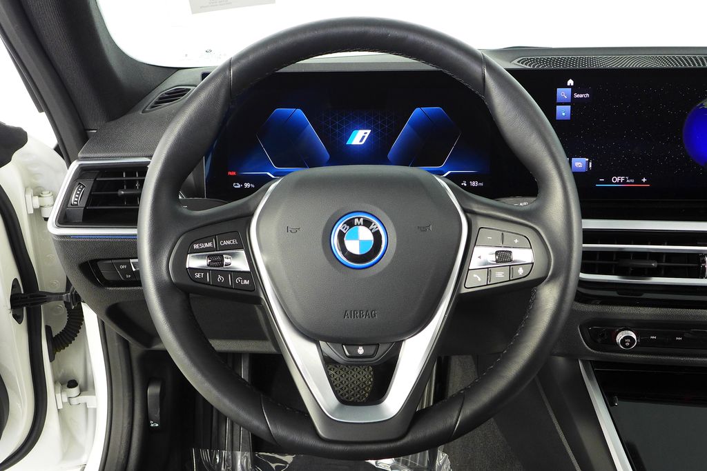 Thumbnail: 2023 BMW i4 - 27