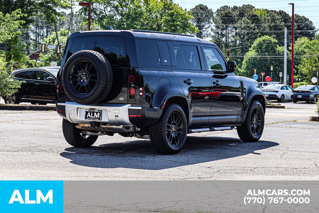 Used 2023 Black Land Rover S image 6