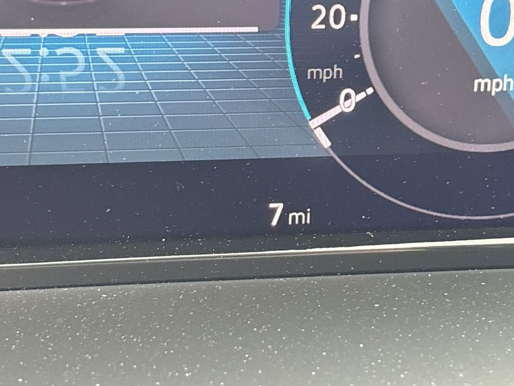 New 2025 Gray Volkswagen 2.0T SE w/Technology image 25