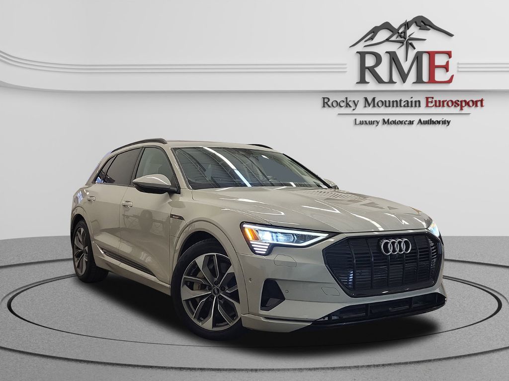 2021 Audi e-tron quattro Premium Plus SUV