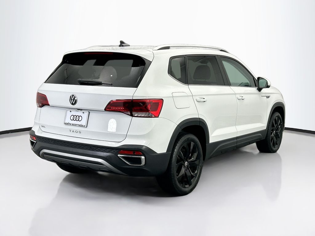 Thumbnail: 2022 Volkswagen Taos - 5
