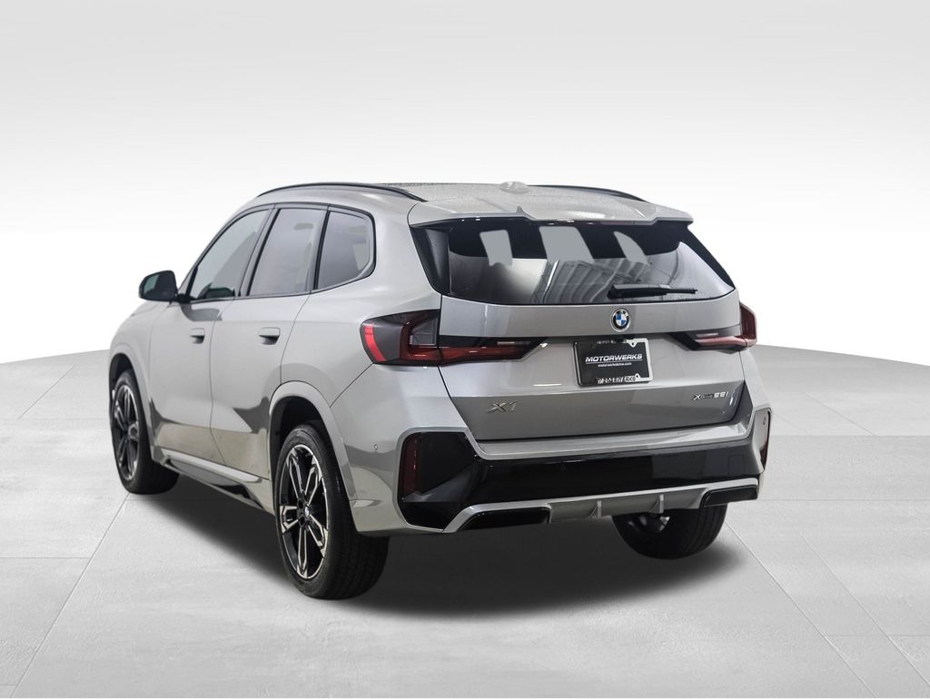 2025 BMW X1 xDrive28i 3