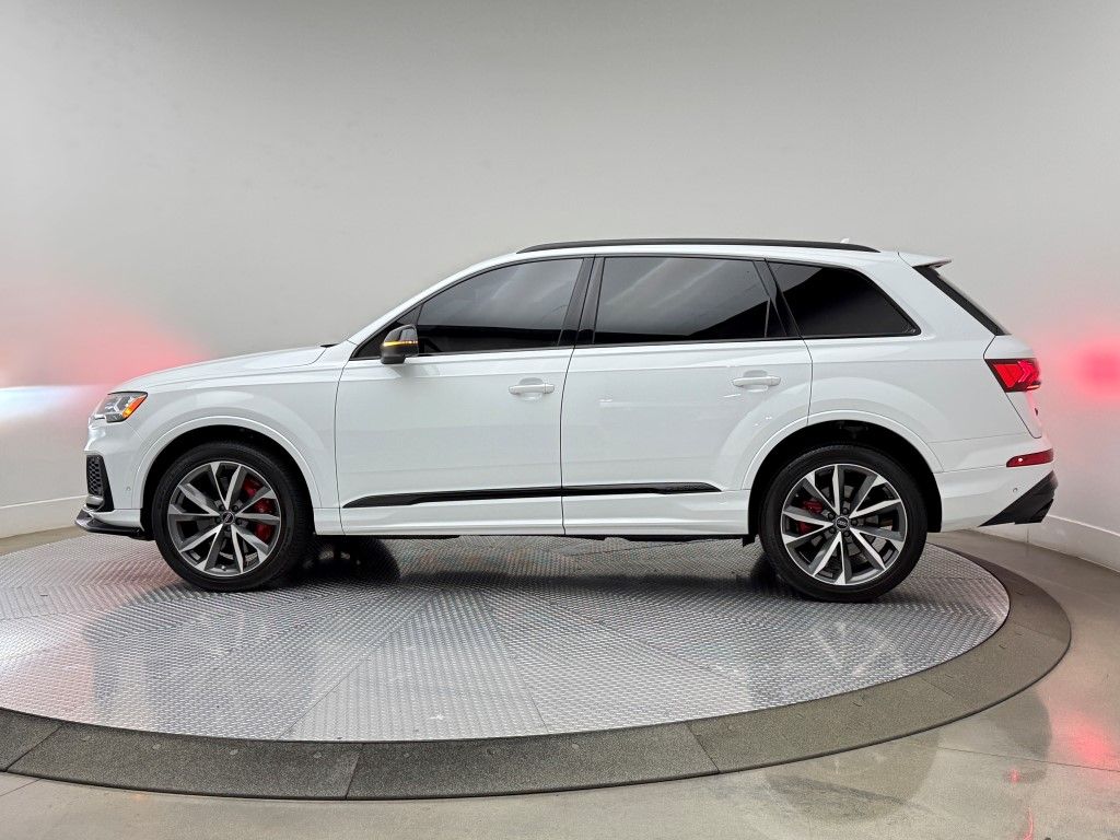 2023 Audi SQ7 Premium Plus 10