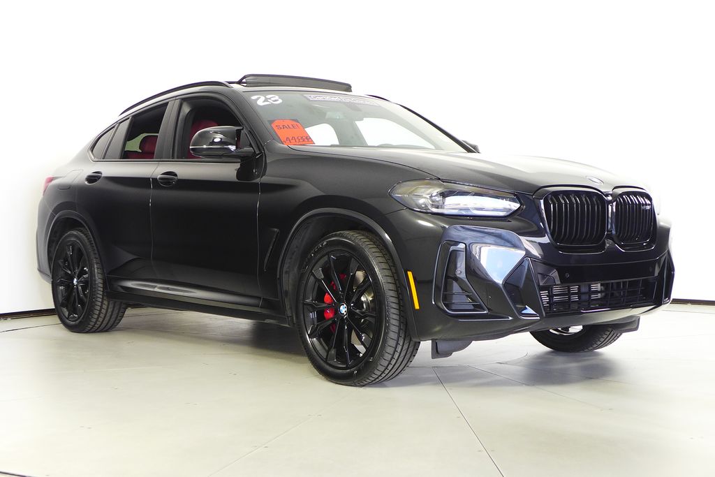 Thumbnail: 2023 BMW X4 - 4