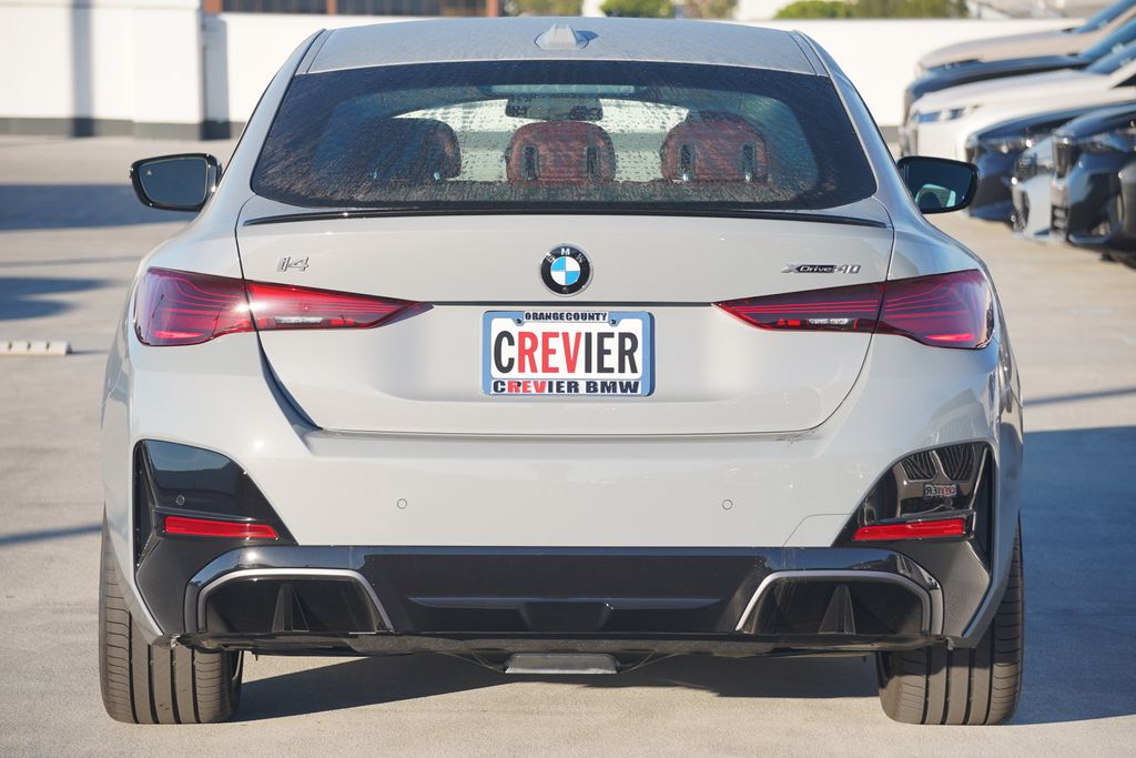 Thumbnail: 2026 BMW i4 - 6