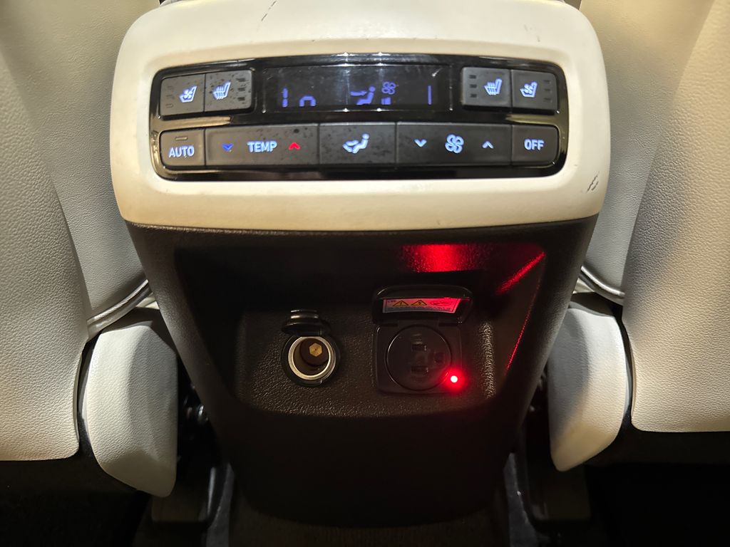 Certified Used 2020 Gray Hyundai Limited image 33