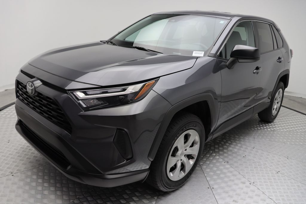 2024 Toyota RAV4 LE 2