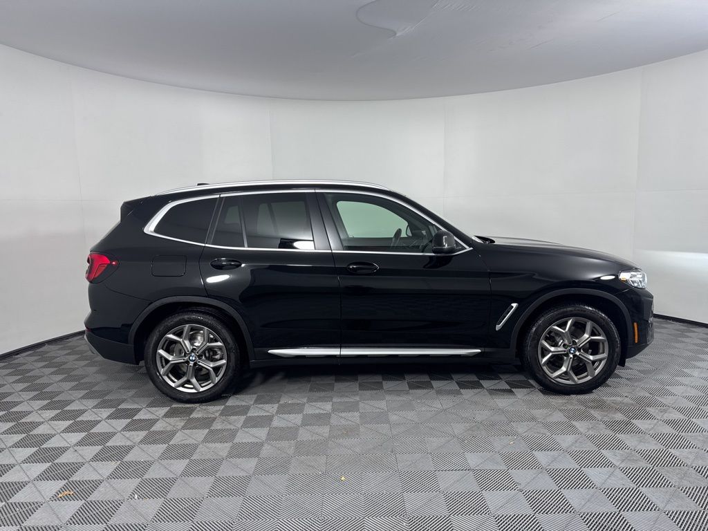 Thumbnail: 2023 BMW X3 - 4
