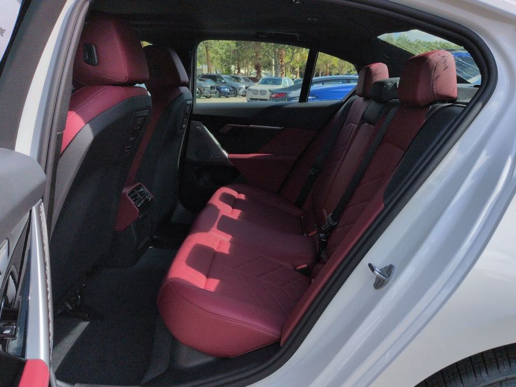 New 2027 White BMW eDrive40 image 13