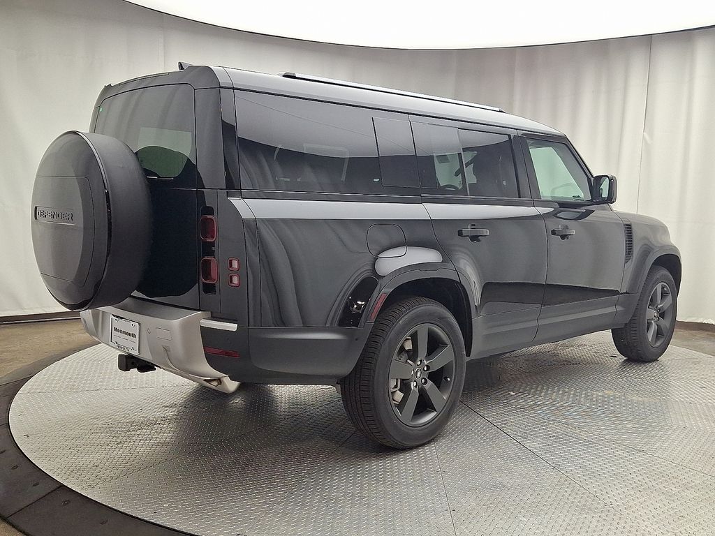 Thumbnail: 2025 Land Rover Defender - 3