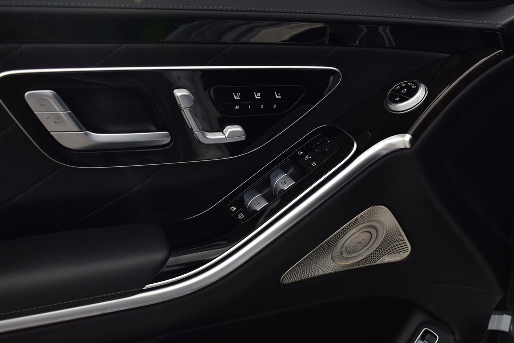 Thumbnail: 2022 Mercedes-Benz S-Class - 14