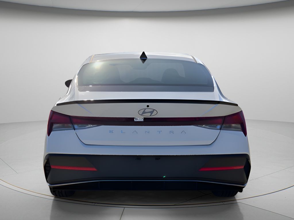 2026 Hyundai Elantra - $24,505