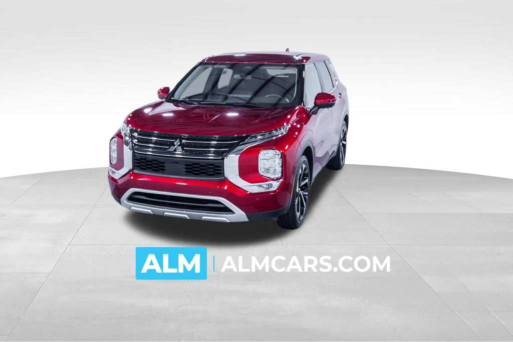 Red 2024 Mitsubishi Outlander SUV / Crossover Front-Wheel Drive Continuously Variable Transmission