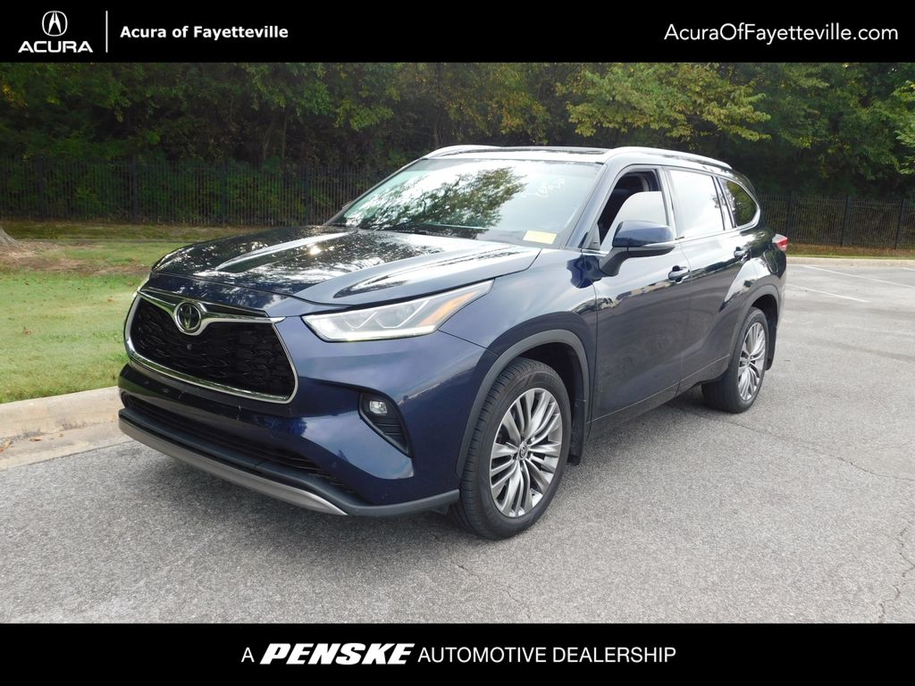Thumbnail: 2021 Toyota Highlander - 1