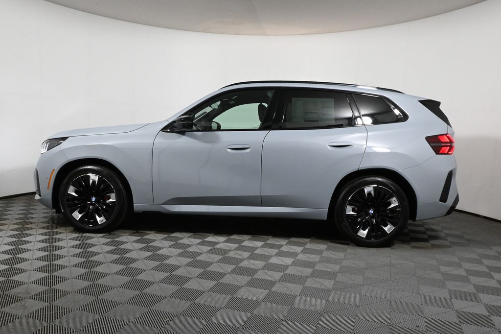 Thumbnail: 2026 BMW X3 - 2