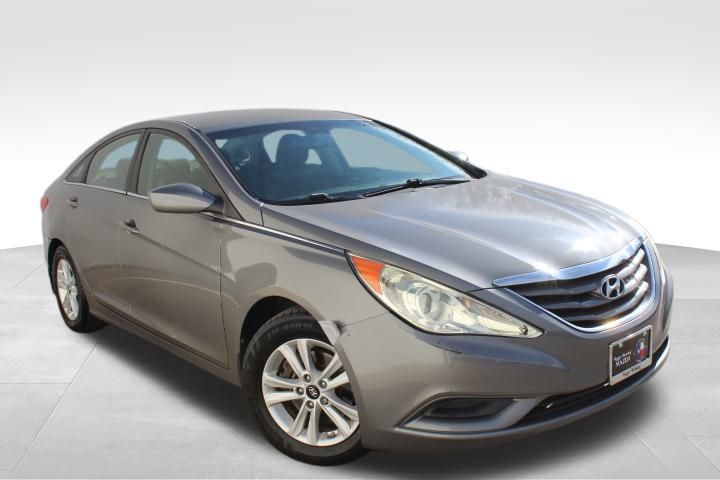Used Car 2013 Hyundai Sonata  Gls For Sale Under $10,000 In Georgetown, Texas
