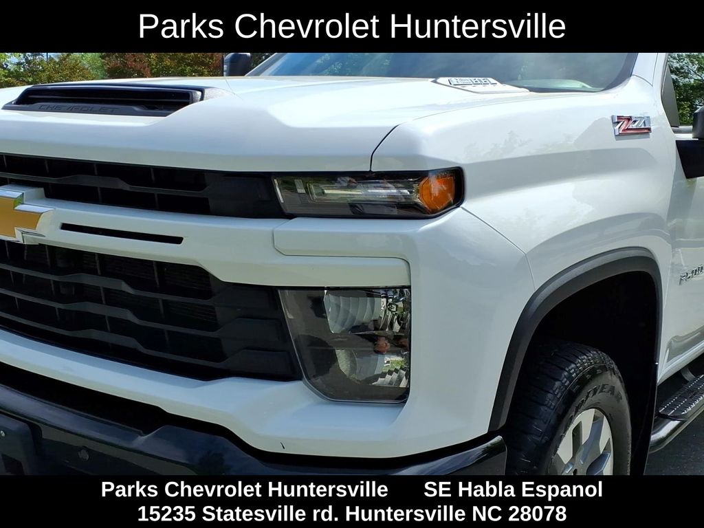 ChevroletSilverado 2500HD24