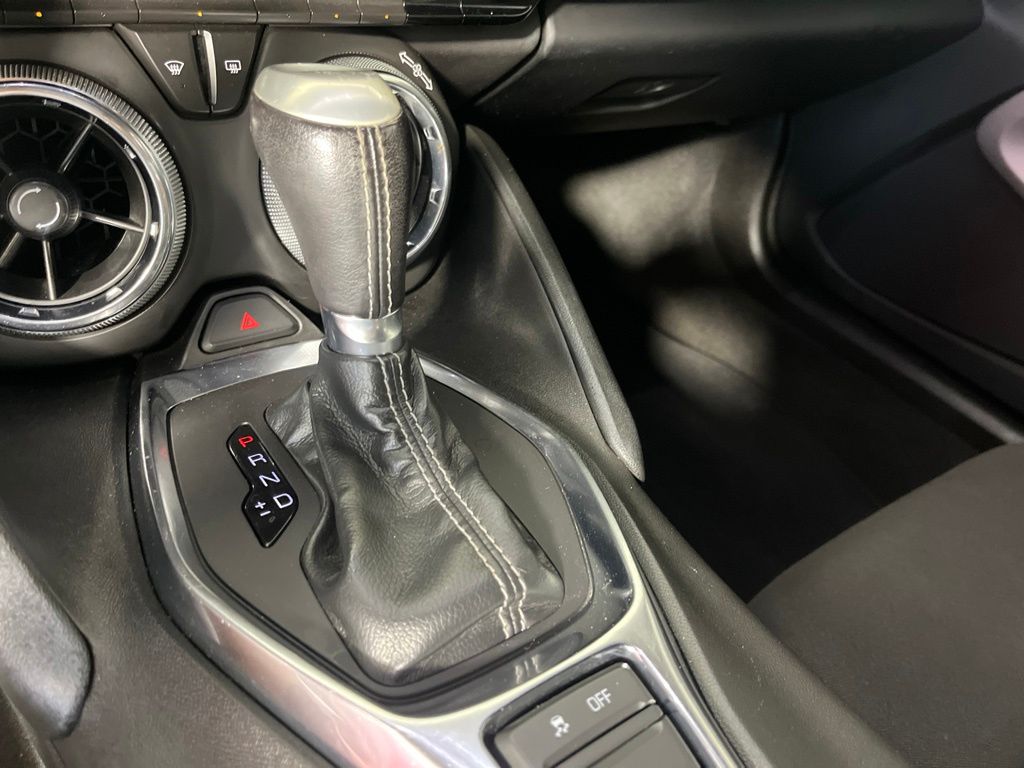 Thumbnail: 2022 Chevrolet Camaro - 24
