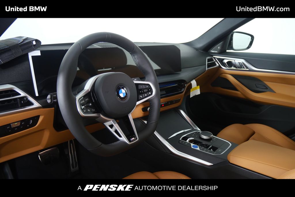 Thumbnail: 2026 BMW i4 - 13