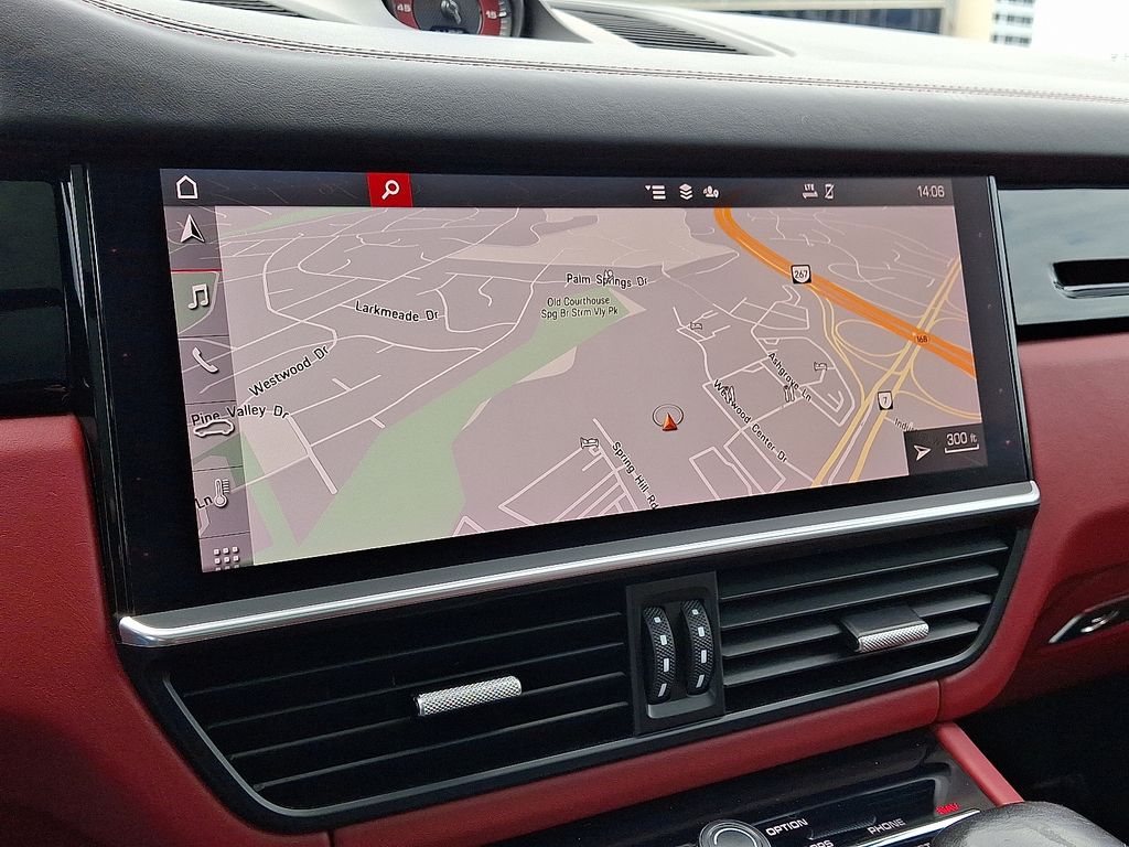 2021 Porsche Cayenne Turbo 19