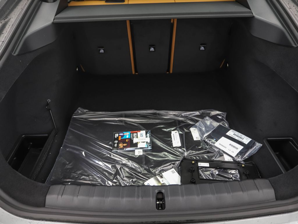 Thumbnail: 2025 BMW 4 Series - 23