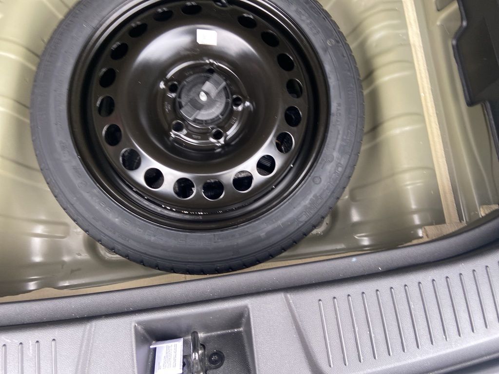 Thumbnail: 2024 Chevrolet Trax - 12