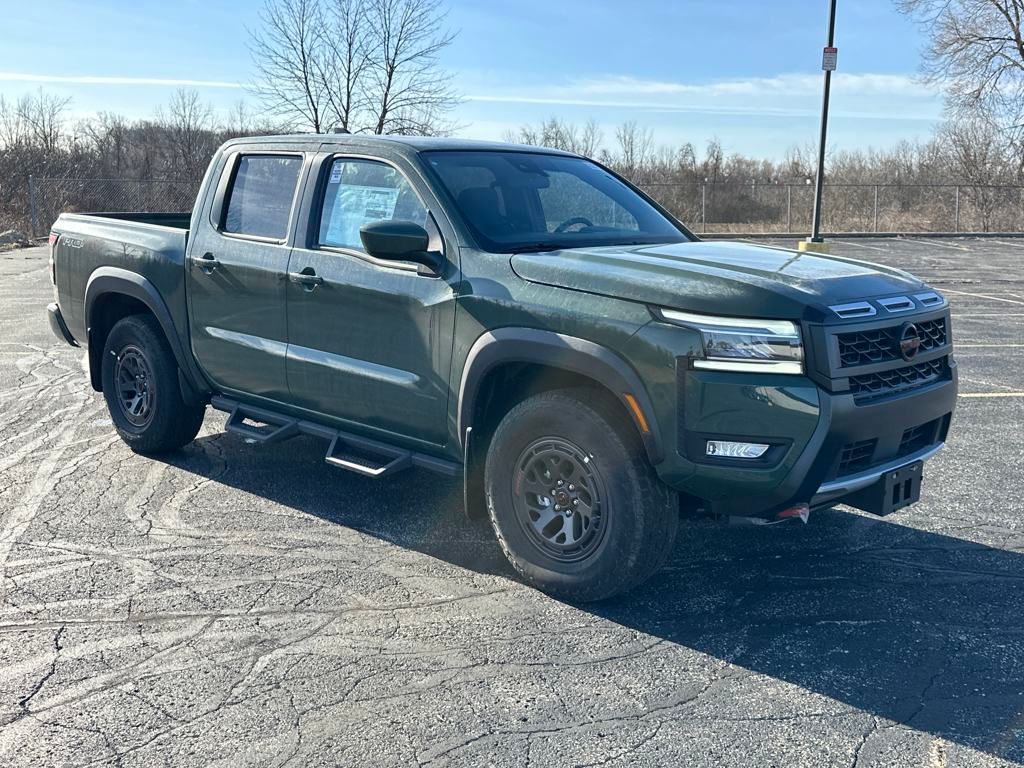 2025 Nissan Frontier PRO-4X photo