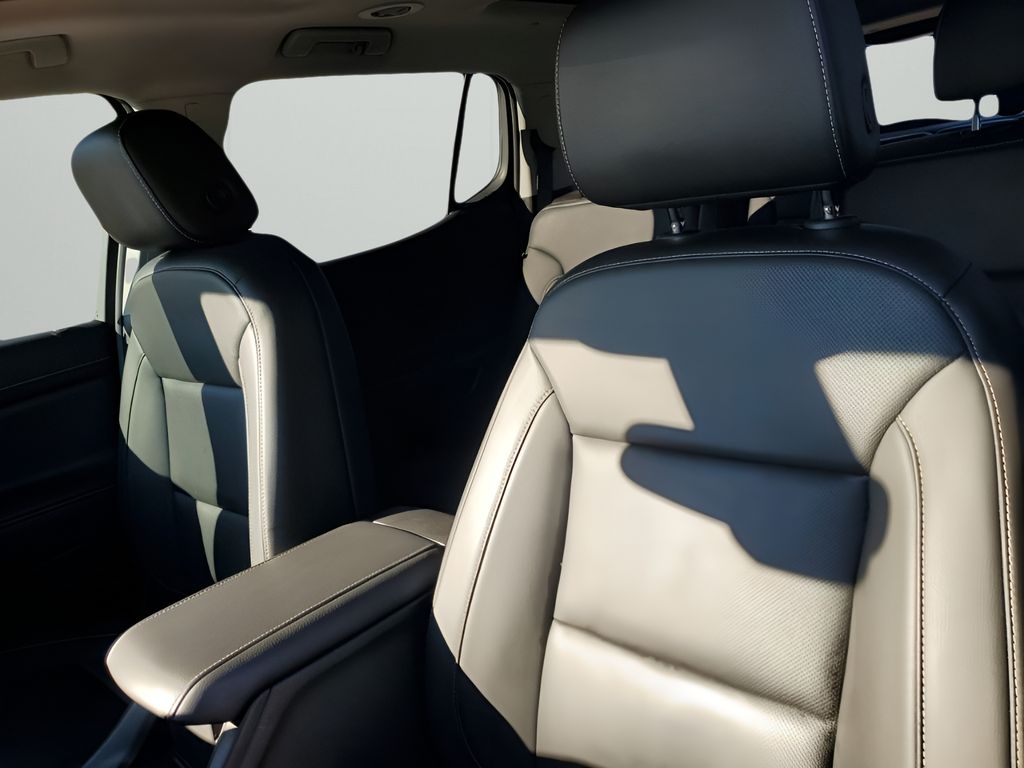 Used Car 2023 Gmc Acadia  Slt For Sale Under $35,000 In Austin, Texas