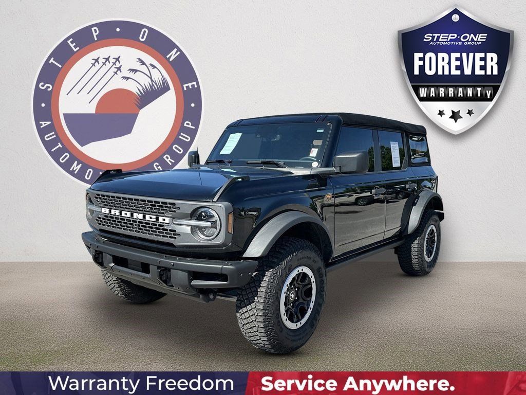 Shadow Black 2024 Ford Bronco SUV / Crossover Four-Wheel Drive Automatic