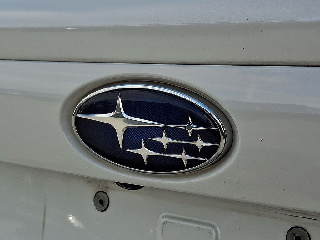 2017 Subaru Impreza 2.0i White at Subaru and VW of Moon Township