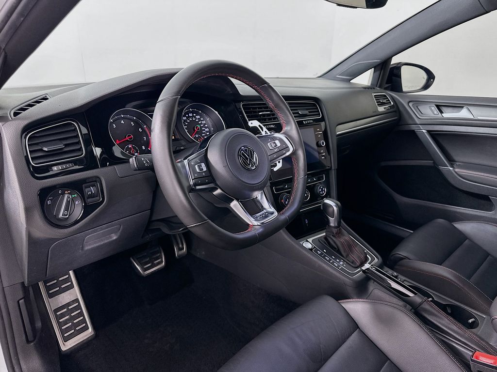 Thumbnail: 2021 Volkswagen Golf - 9
