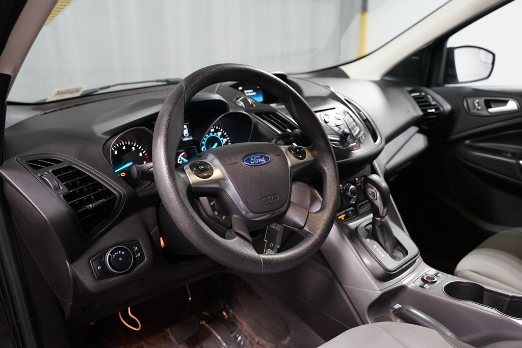 Thumbnail: 2016 Ford Escape - 7