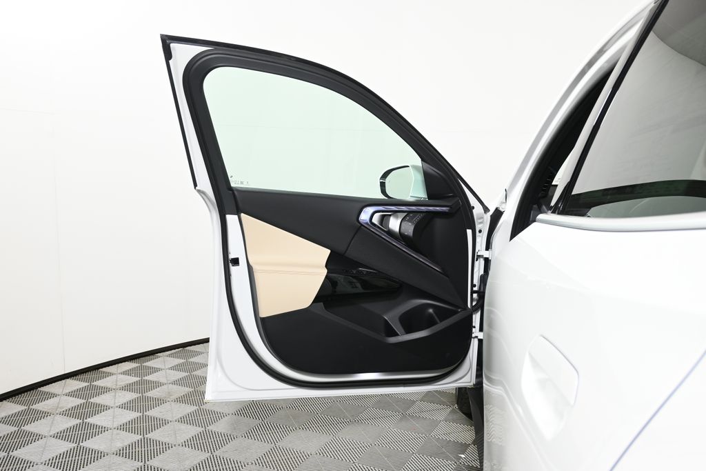 Thumbnail: 2026 BMW X3 - 27