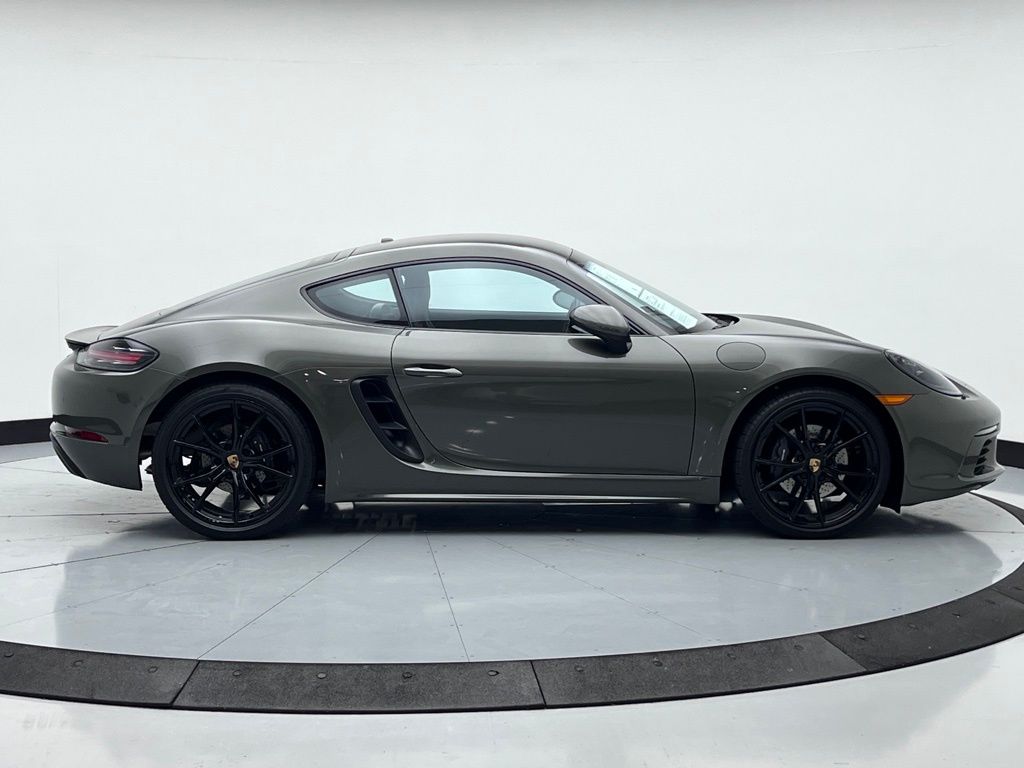 2024 Porsche 718 Cayman  10