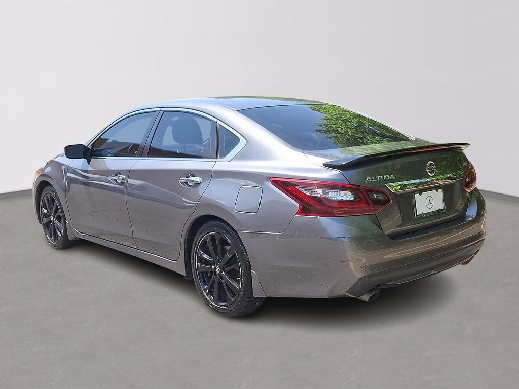 2017 Nissan Altima SR 6