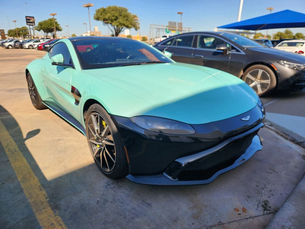 2020 Aston Martin Vantage Base 1